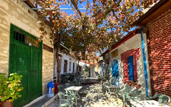 Traditional Alley